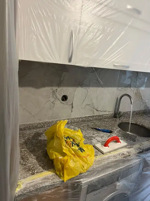 Mutfak tezgah arası seramik uygulaması